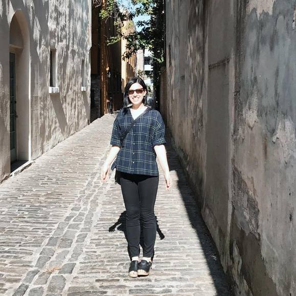 Meet your Posher, Tara - Picture 1 of 1